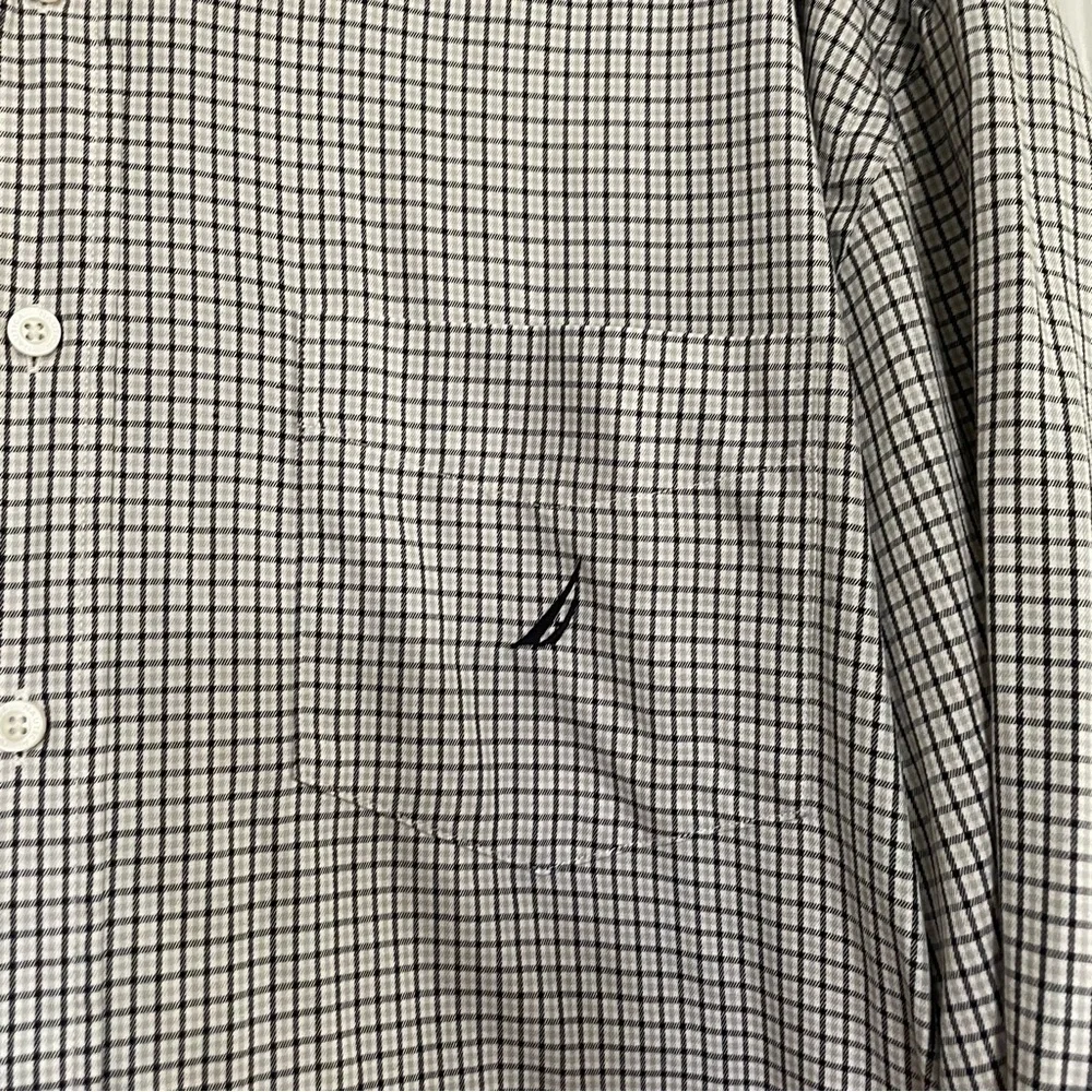 Nautica Button Down Long Sleeved Dress Shirt Tan Black Plaid Size XXL